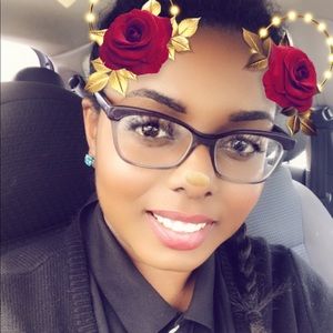 Meet your Posher, Zurisadai